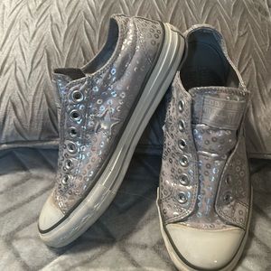 Converse slip on. Silver